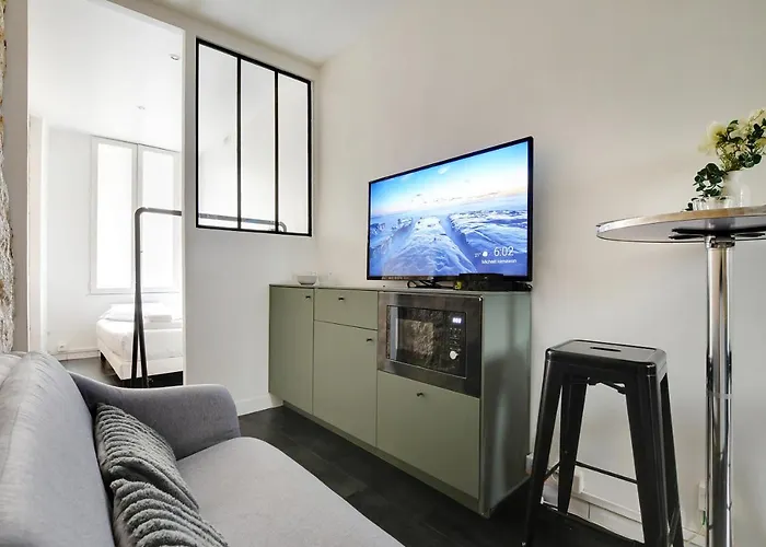 Authentic Studio - 2P - Canal Saint-Martin