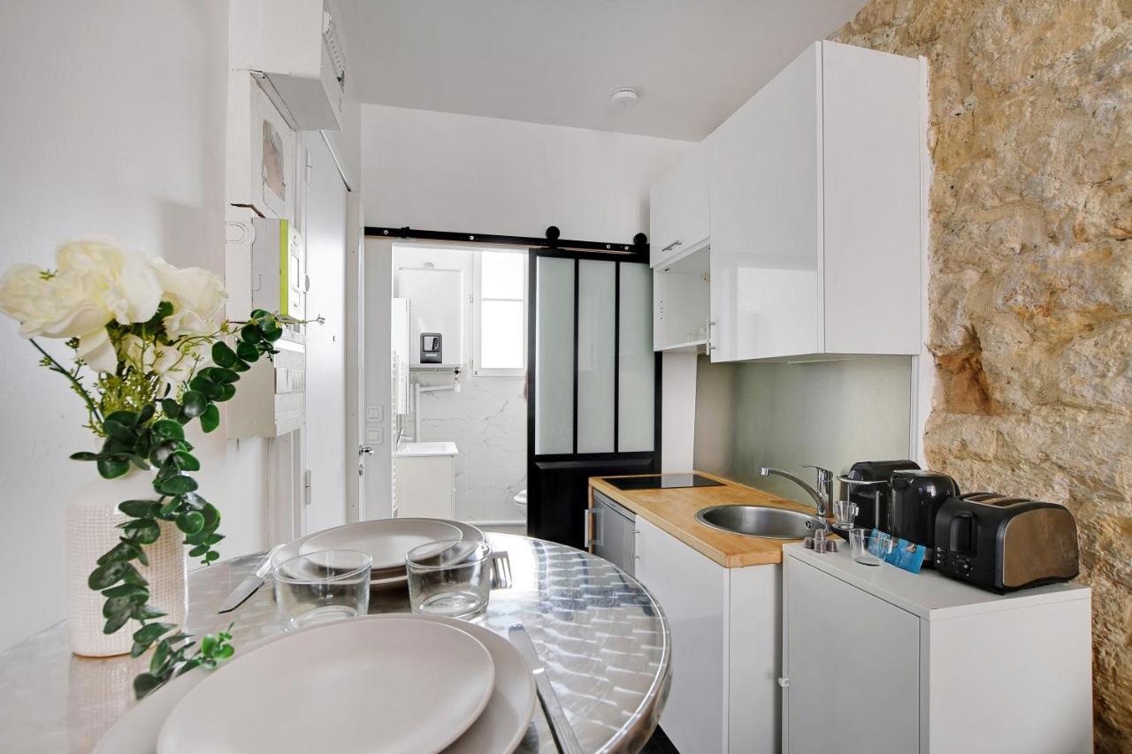 Apartment Authentic - 2p - Canal Saint-martin *